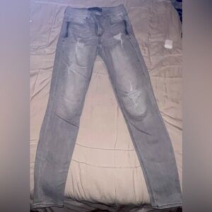 Express Never Worn Grey size 6 Skinny jean